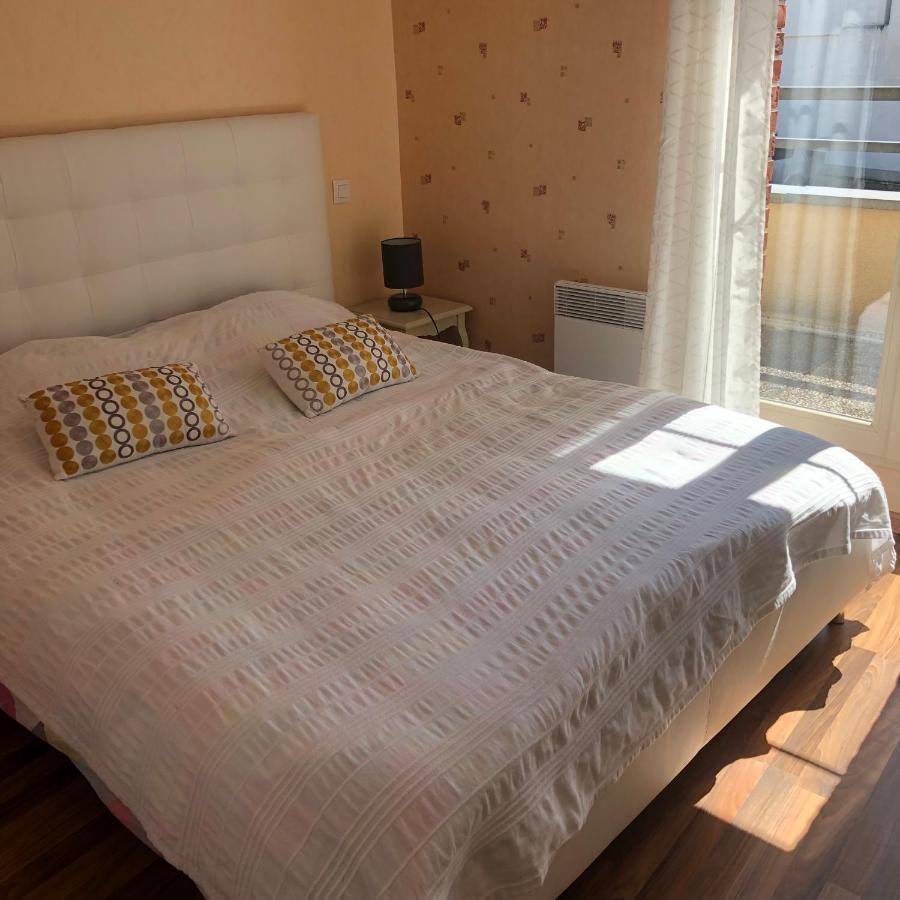 La Maison De Julie Albert Esterno foto